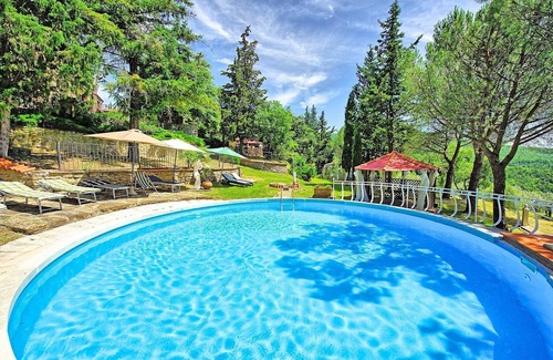 Arezzo Villa | Villa Luciano - Holiday Country Villa in Arezzo