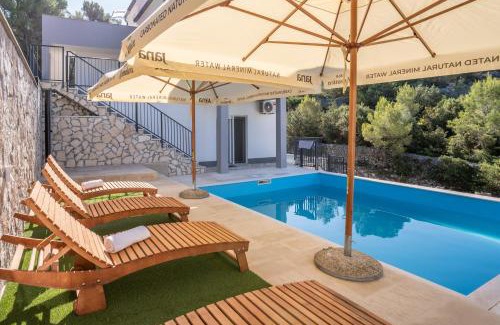 Milna (Brac) Apartment | Villa Lucija