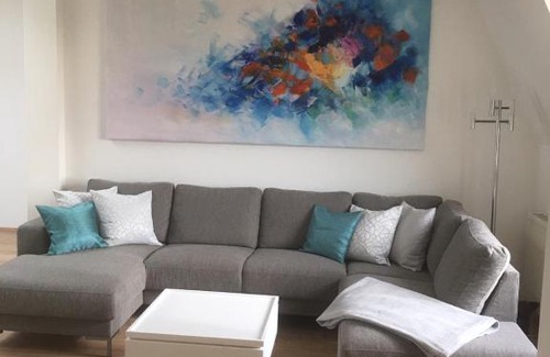 Plauen Apartment | Villa Ludwig Plauen -mit Klimaanlage-