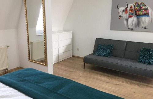 Plauen Apartment | Villa Ludwig Plauen -mit Klimaanlage-