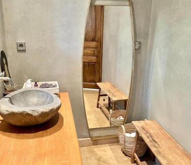 Le Tholonet Apartment | Villa lumineuse avec piscine clim 1ere étage vue panoramique 10min Aix-en-Provence