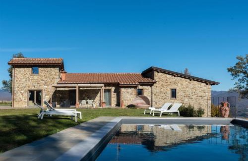 Porrena House | Villa Lux Poggelleri vista unica sul Casentino