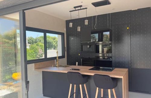 Villetelle Villa | Villa luxueuse