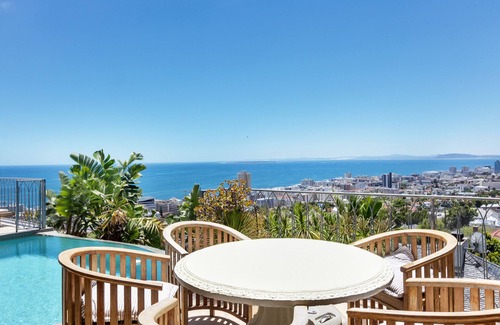 Fresnaye Villa | Villa Lyn in Fresnaye with ocean and mountain views (2 swimming pools)