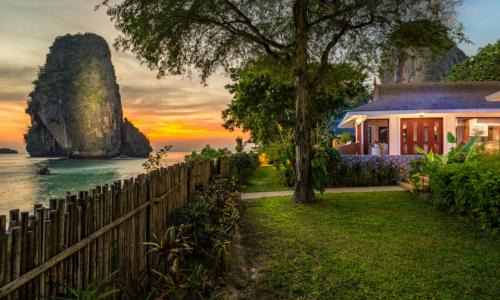 Krabi Resort | Villa Macaque and Villa Languor