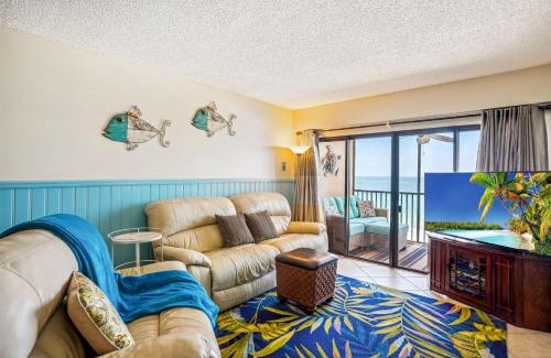 Madeira Beach House | Villa Madeira 504 - Premier