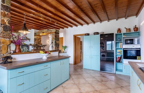 Stafylos Villa | Villa Maja, cozy country stone house with view- 1 km from the beach