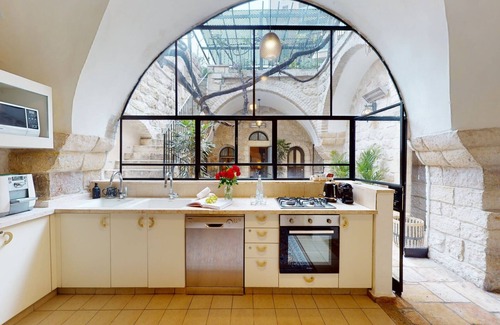 Mahane Israel Villa | ✦VILLA MAMILLA✦Special private 3BDR home near Old City✦garden✦