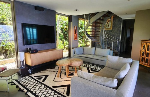 Teavaro Villa | Villa Manatea