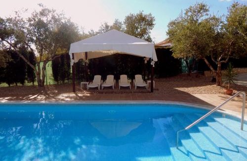 Baena House | Villa María - Pista de Padel y Piscina