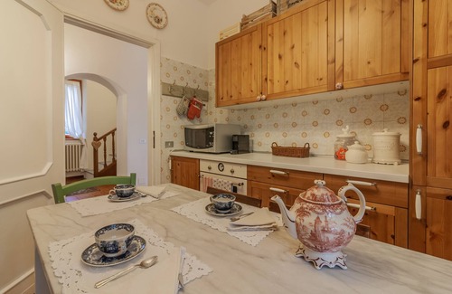 Regatola Villa | Villa Margherita by Wonderful Italy