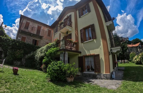 Regatola Villa | Villa Margherita by Wonderful Italy
