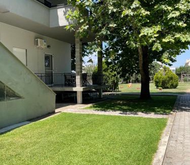 Paralia Ofryniou Apartment | Villa Maria