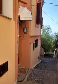 Leni Bed & Breakfast | Villa Mariella Pittorino - camere in B&B