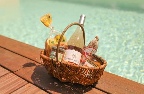 Marine de Saint Ambroggio Villa | Villa Marine en bord de mer.