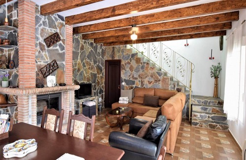 Arenas House | Villa Mariposa in Spain's Sunny Paradise