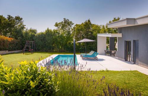 Prkacini Villa | Villa Mariva