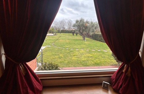 Zona XXV Vallerano Villa | Villa 'Marta' with Private Pool, Wi-Fi and Air Conditioning