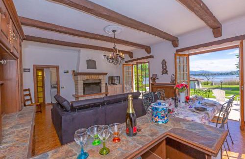 Cadrezzate Villa | Villa Martine Au Bord Du Lac - Happy Rentals
