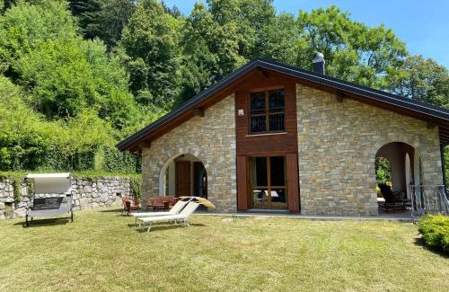 Alta Valle Intelvi Bed & Breakfast | Villa Marzia