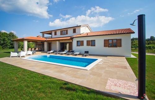 Nedescina Villa | Villa Mattina - Holiday House In Istria - 8+2 Persons, 4 Bedrooms With Bathrooms