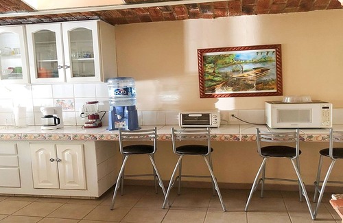 Chantepec Villa | Villa Meli 1 The perfect place to be, a Relaxing cozy house with a Mexican home accent.