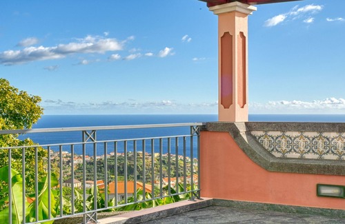 Canhas Villa | Villa Mendonça, a Home in Madeira