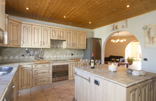 Nazaret Villa | Villa Mercedes Rural Vacation Rental home In the beautiful village of Nazaret