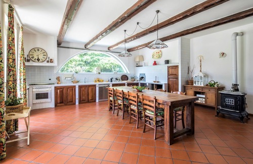 Scaparone House | Villa Mezzaluna with private pool, A/C, Wi-fi on the Langhe hills, 5km from Alba