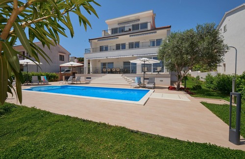 Seget Donji Villa | Villa Mila Trogir