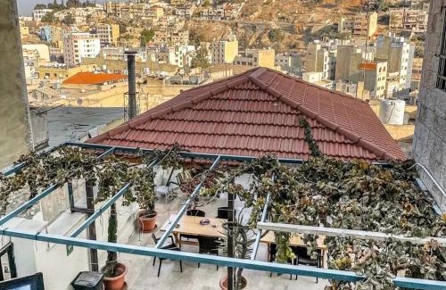 Amman Apartment | Villa Mira Guesthouse 1 - Downtown Central Amman - AL DIYRIH
