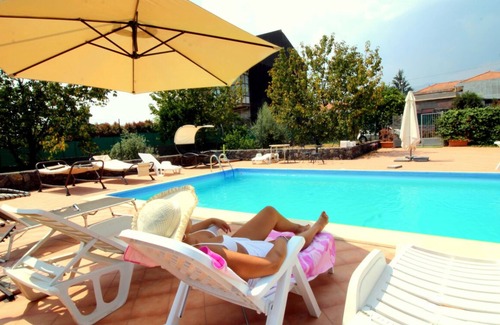 Santa Venerina Villa | Villa MiraEtna