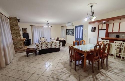 Tselendata House | Villa Mirella