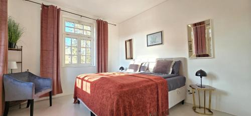 Bad Hall Apartment | Villa mit Balkon, Lift, Luxus -Beletage