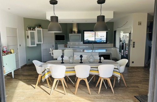 Sauvian House | Villa Moderne Face aux Vignes