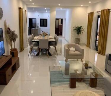 Ambohibao Villa | Villa moderne securisee 24H sur 7J
