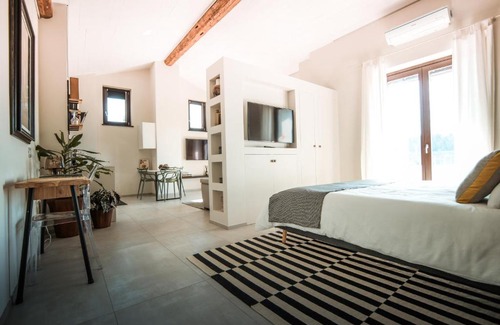Monforte d'Alba Villa | Villa Monforte Barolo with private pool - LANGHE GATEWAY