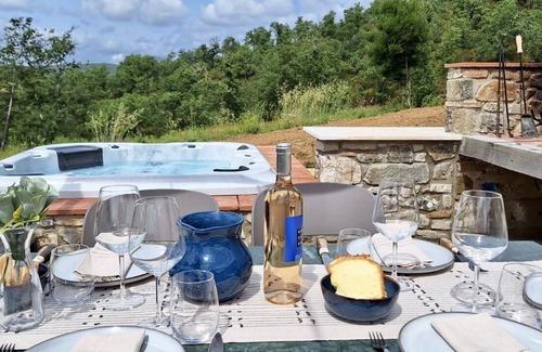 Gaiole in Chianti Villa | Villa Montemarcoli, a haven of peace and love in Gaiole in Chianti