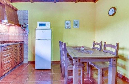 Arafo Villa | Villa Morera with Mountain View, Pool, Fast Wi-Fi, Garden & Terrace; Parking Available