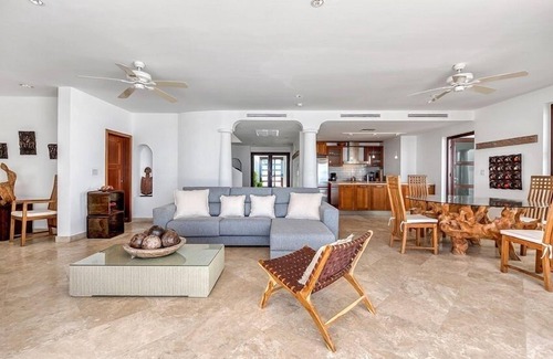 Plum Bay Villa | Villa Mumbai | Beach Front - Located in Wonderful Cupecoy with Private Pool