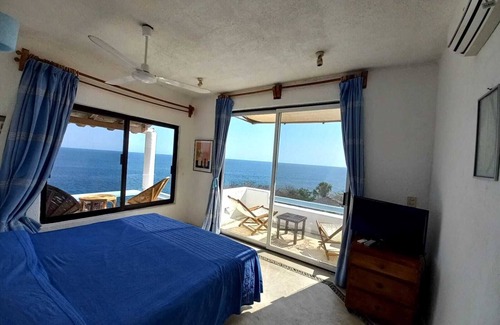 Puerto Angel Bed & Breakfast | Villa Mykonos/Master Suite