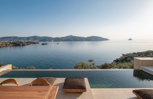 Troezen Villa | Villa myporos