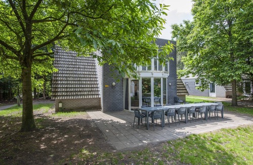 Municipality of Oosterhout House | Villa near De Biesbosch & Breda