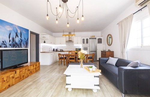 Sant Rafael de Sa Creu Villa | Villa near Ibiza Town Sleeps 10