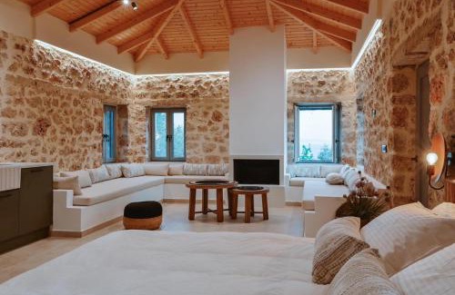 Loutsa Villa | Villa Nevas Private Stone House with Pool and Seaview PARGA