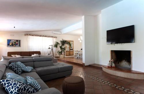 Neviano Villa | Villa Nice Dream With Pool And Terrace - Happy Rentals