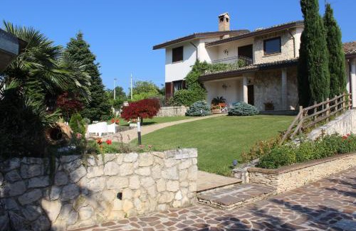 Lettomanoppello Villa | Villa Nicolai tra Mare e Montagna