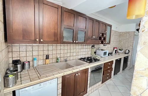 Ponte Galeria Villa | Villa Nikita