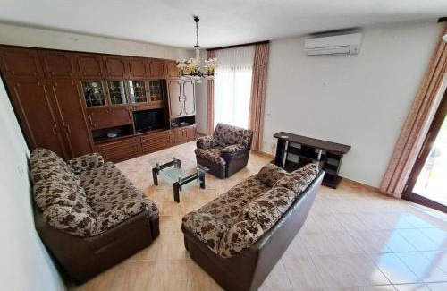 Srinjine House | Villa Nikolina