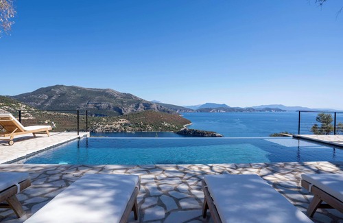 Sivota Villa | Villa Nikos - Stunning views and Pivacy in Sivota Bay